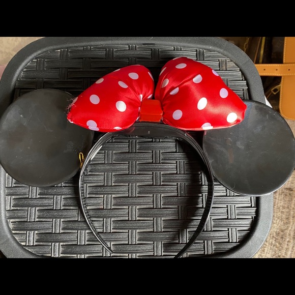 Minnie Mouse Ears that light up - Picture 2 of 3